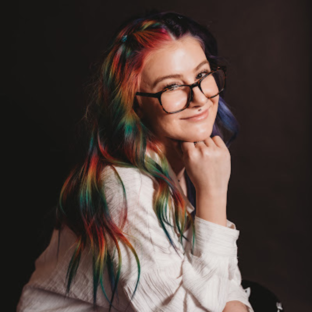 Meet your Posher, Kayla